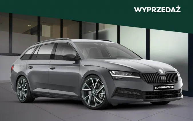 łódzkie Skoda Superb cena 236999 przebieg: 5, rok produkcji 2024 z Lipsk